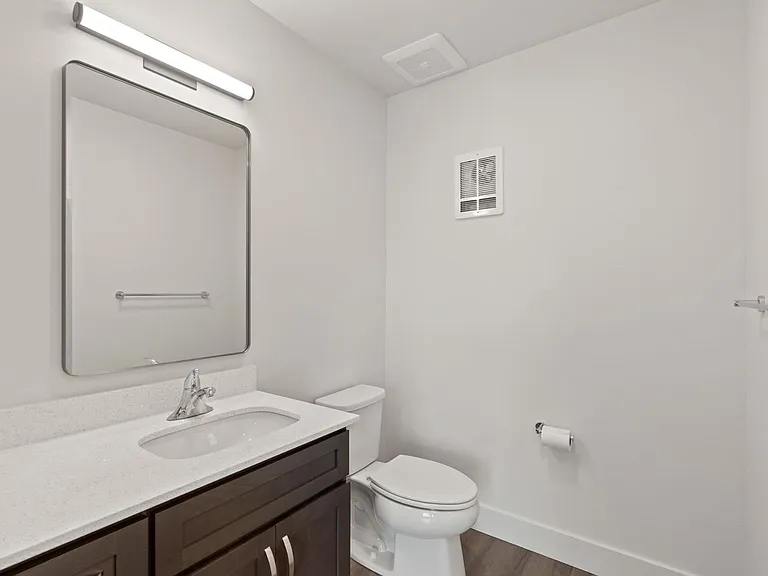 Fairways Apartments — Photo 32