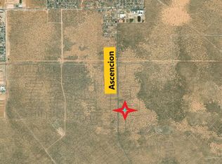 8 Loopez Dr, El Paso, TX 79938