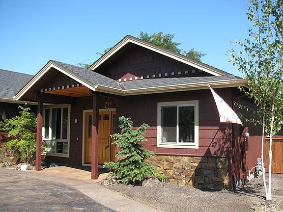 2nd image of 1880 Cloverlawn Dr