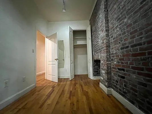 Rented by Samuels Property Group LLC | media 6