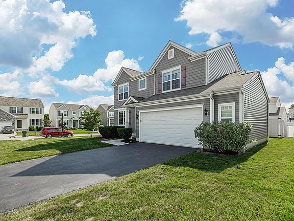 3rd image of 575 Colebridge Dr