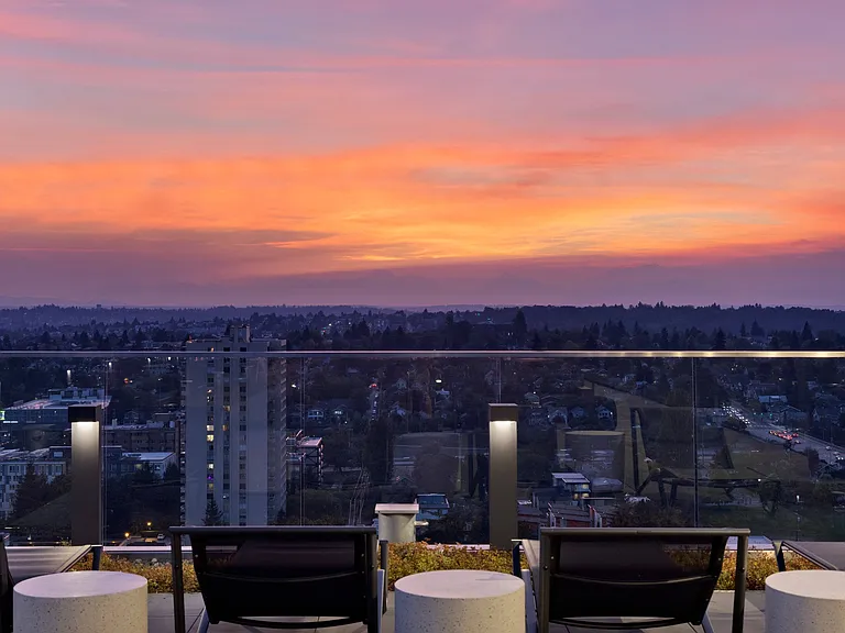 The M Seattle — Photo 24