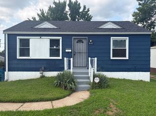 8131 Zoe Dr, Saint Louis, MO 63134