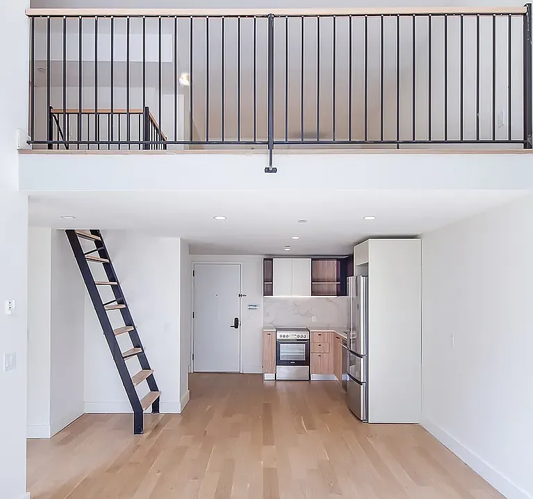 25 Bruckner Blvd #2M
