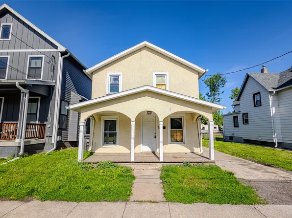 1812 SE 2nd St, Des Moines, IA 50315