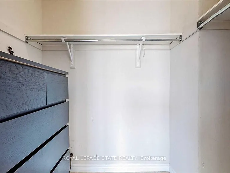 135 James St S #608 — Photo 20