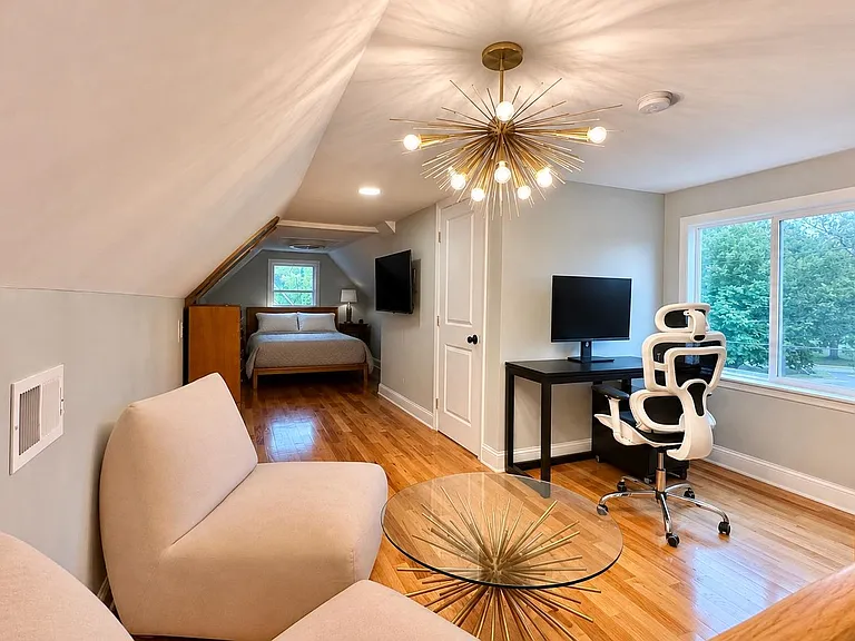 259 Duncan Ave #2 — Photo 10