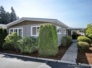 11582 SW Royal Villa Dr SPACE 34, Tigard, OR