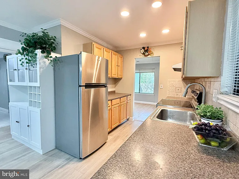 14713 Flints Grove Pl — Photo 10