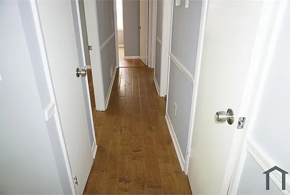 1303 Burbank Trl — Photo 22