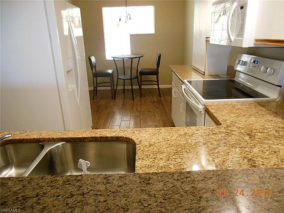 3rd image of 4120 Lorene Dr Unit 302