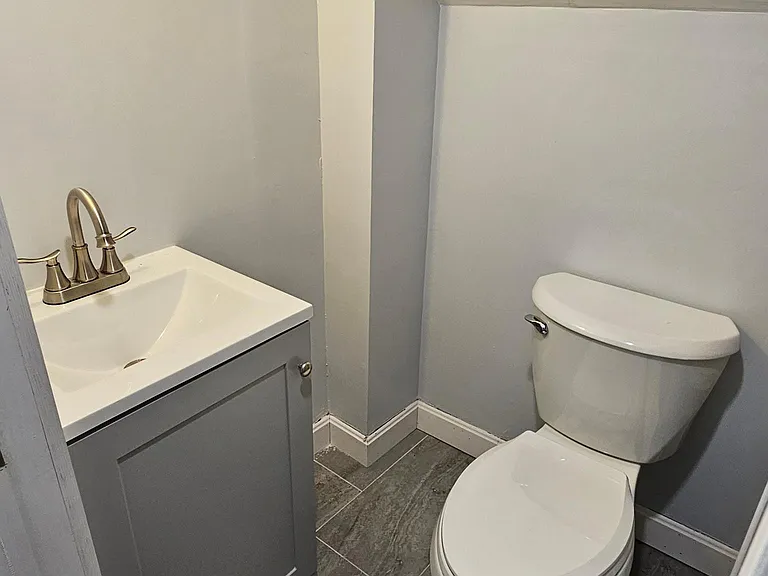 4 Gilson Ave — Photo 8