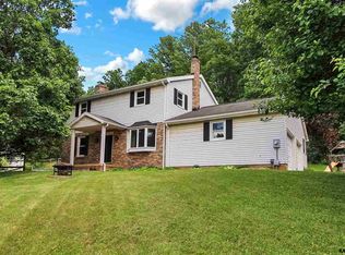 6386 Short Rd, Stewartstown, PA 17363