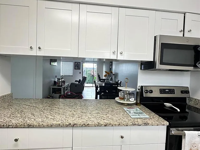 2105 Wharf Ln — Photo 8