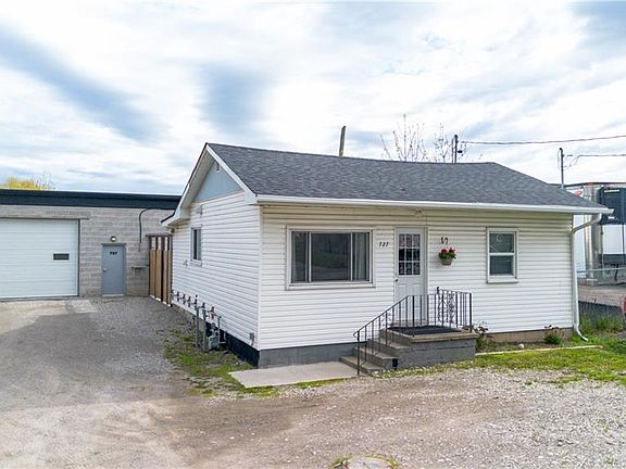 2nd image of 727 Barton St
