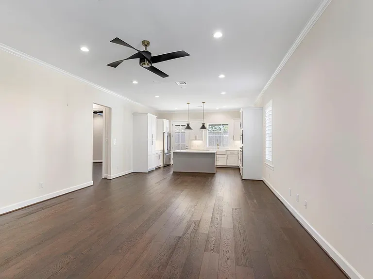 106 Magnolia Green St — Photo 13