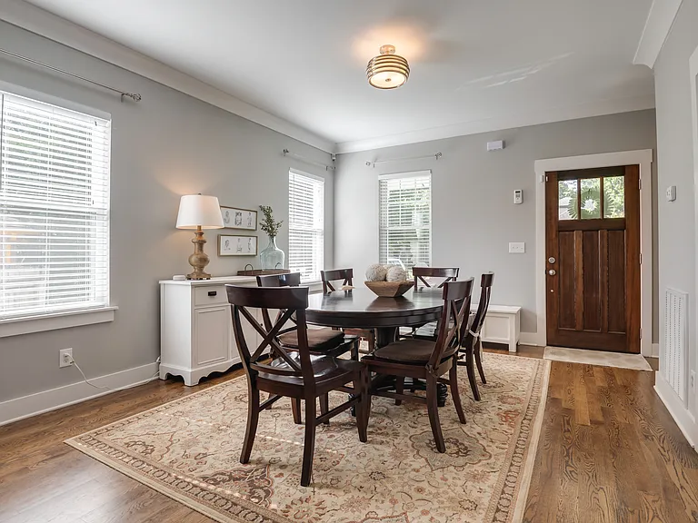 508 Morton Ave — Photo 8