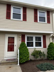 105 Ocean Mdws #105, Fairhaven, MA, 02719