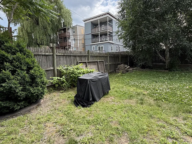 24 Howell St #1 — Photo 9