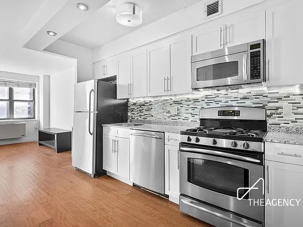 516 W 47th St APT S5k, New York, NY 10036
