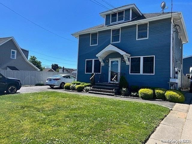 1st image of 848 Conklin Street