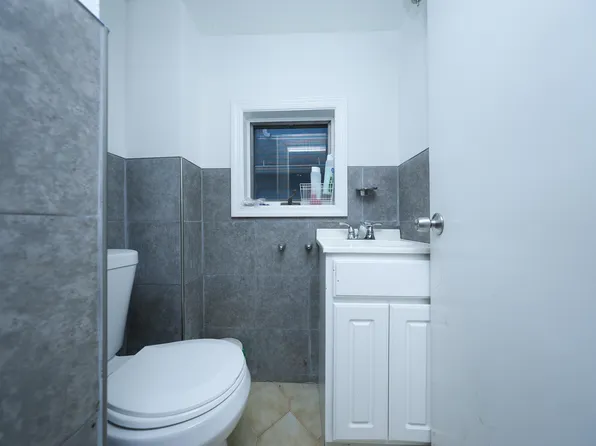 76 Simonson Avenue image 10 of 21