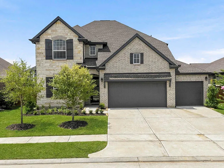 7422 Netherfield Ln — Photo 1