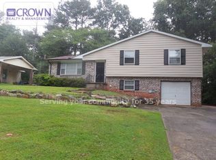 34 Montego Cir, Riverdale, GA 30274