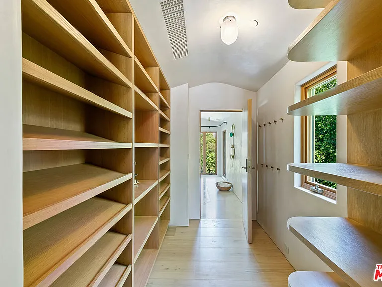 6902 Wildlife Rd — Photo 23