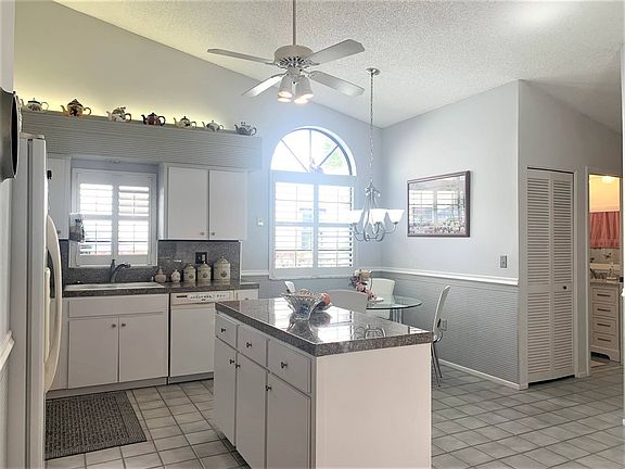 5th image of 4066 Salem Square Pkwy