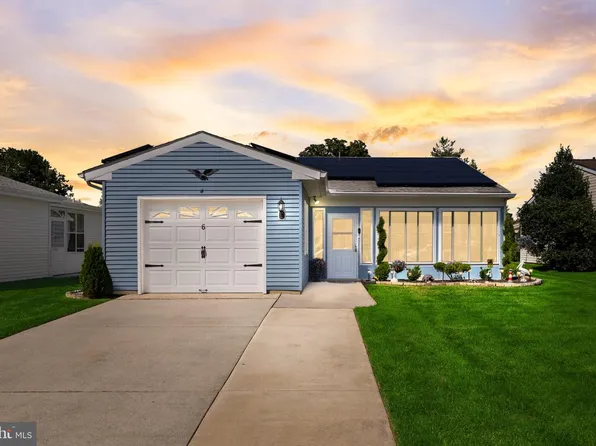 6 Sheffield Pl, Southampton, NJ 08088