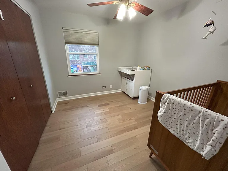 2954 W Lyndale St — Photo 11