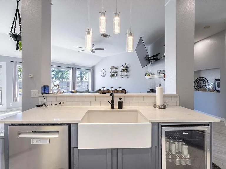 129 Wamel Way — Photo 13