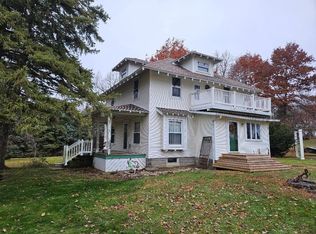 1292 80th St, Hampton, IA 50441