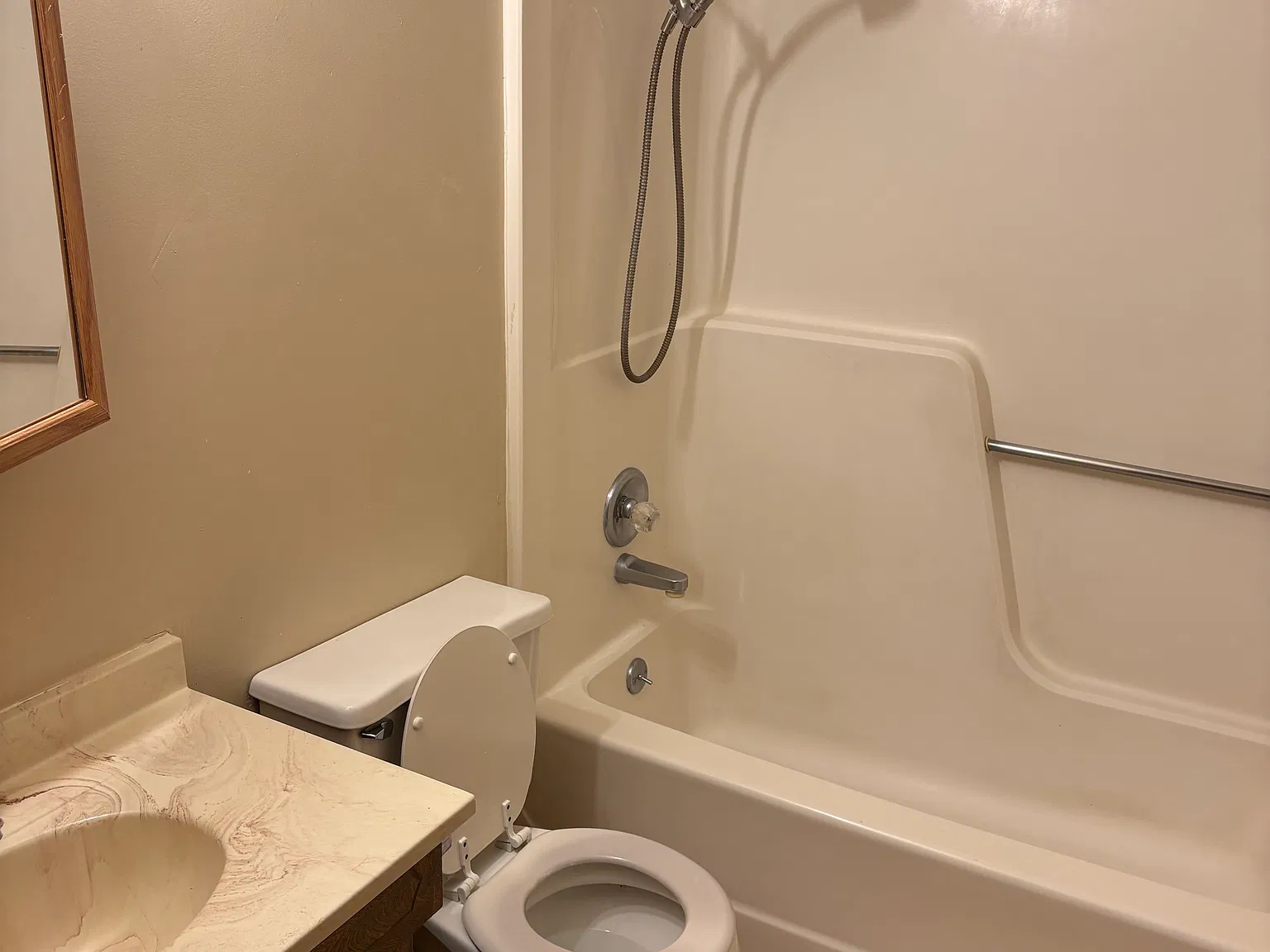 2 bed, 1580 sqft, $725 — Photo 4