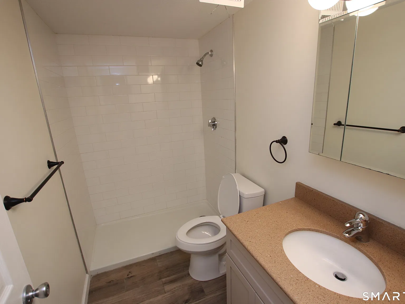 2 bed, 1.5 bath, 1085 sqft, $2,000 — Photo 4