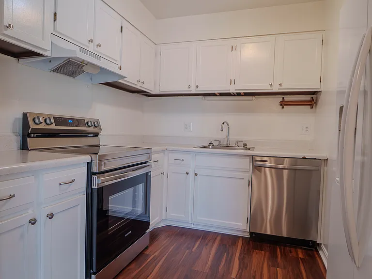 6147 Edsall Rd #N — Photo 16