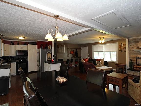 5th image of 305 Drina Ave