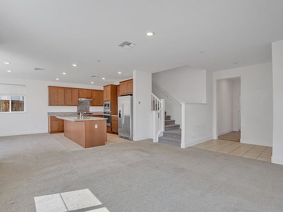 3rd image of 3434 Sassafras Way