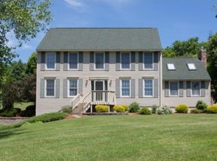 5 Cambridge Rd, Hampstead, NH 03841