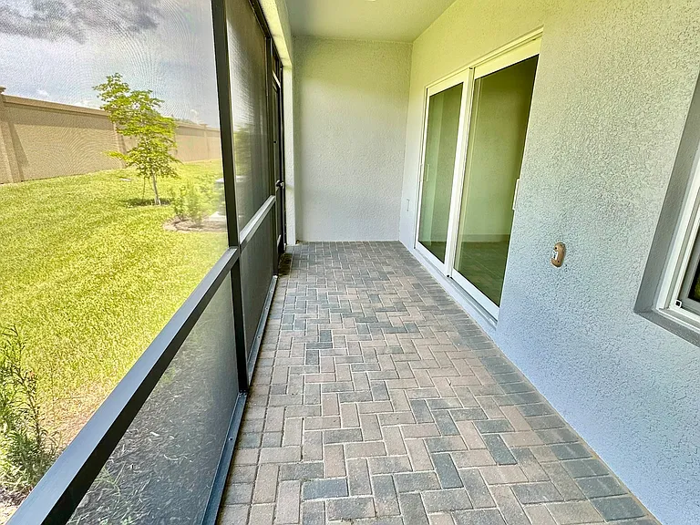 5425 Tripoli Dr — Photo 23