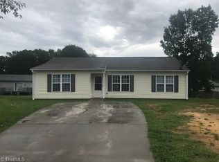 2789 Betty Ct, High Point, NC 27260