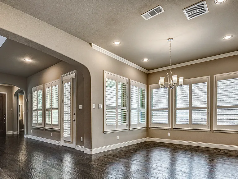 534 Evergreen Dr — Photo 7
