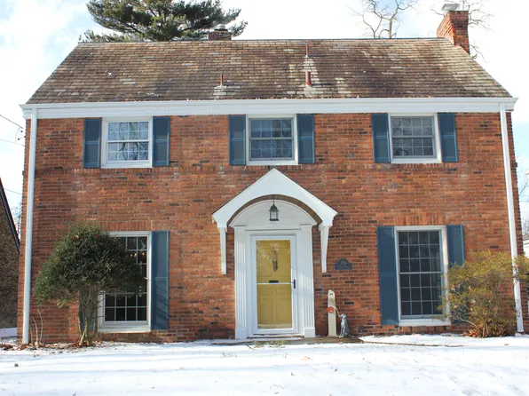 716 Gypsy Ln, Pittsburgh, PA 15228