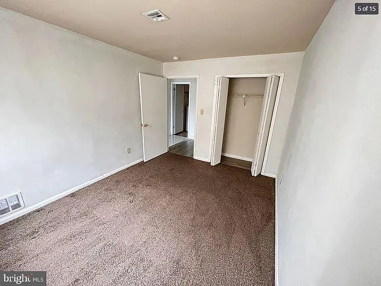 700 N Franklin Blvd #1105 — Photo 11