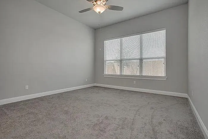 4655 Katherine Dr — Photo 22