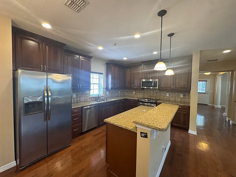 5364 Penway Dr — Photo 17