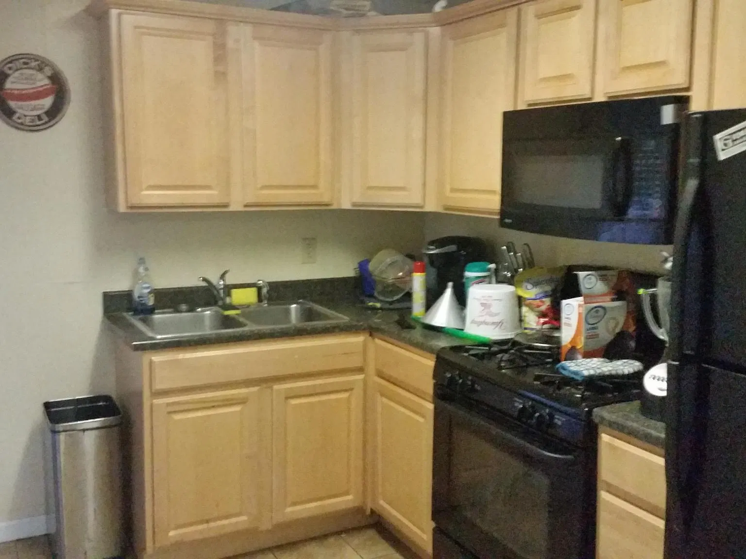 3 bed, 1200 sqft, $1,875 — Photo 3