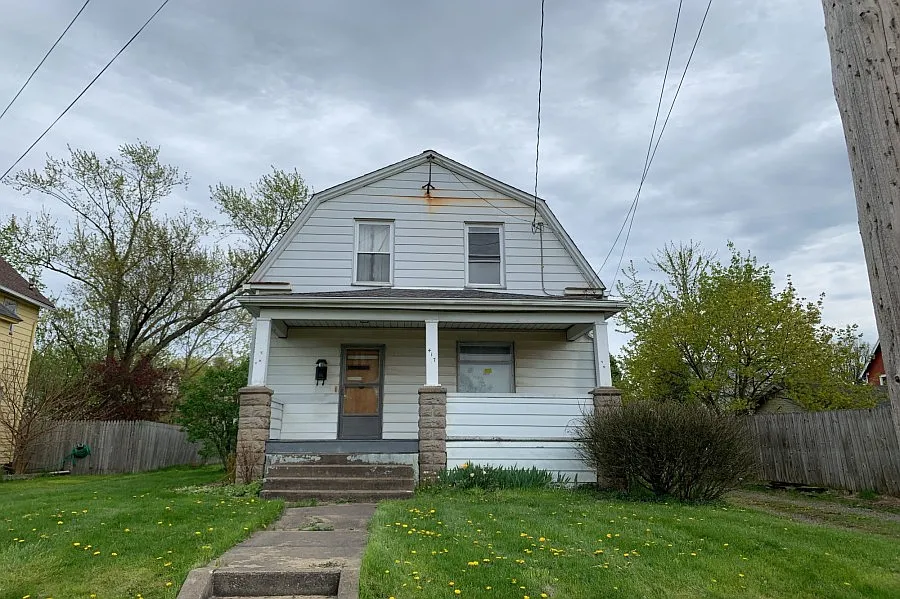 417 Washington Ave photo 1