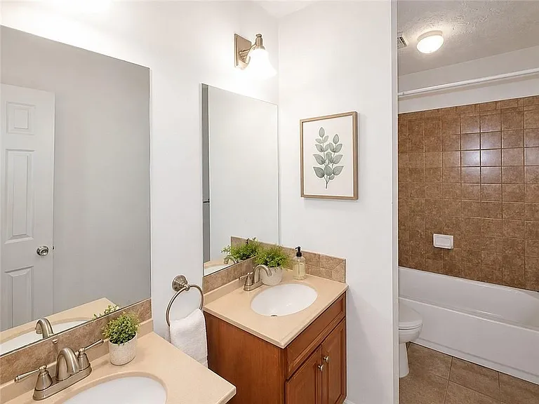 6447 River Park Dr — Photo 8